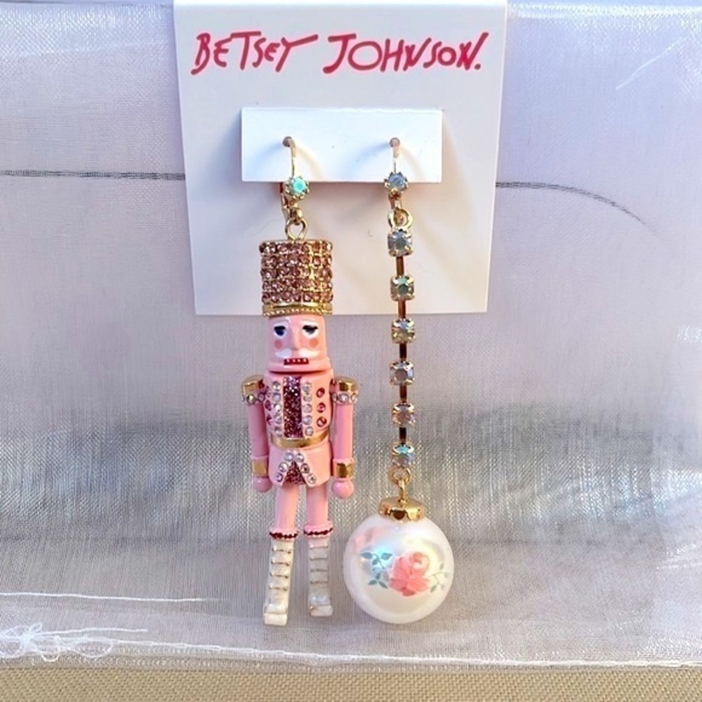 Brand New Betsey Johnson Pink Nutcracker Christmas Mismatched 3" Drop Earrings